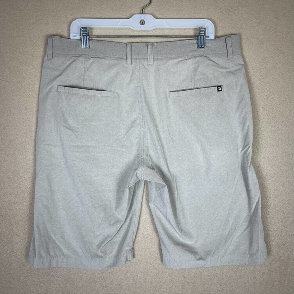 Travis Mathew Shorts Adult 36 Gray Golf Golfing‎ Preppy Pockets Rugby Mens - Picture 8 of 9